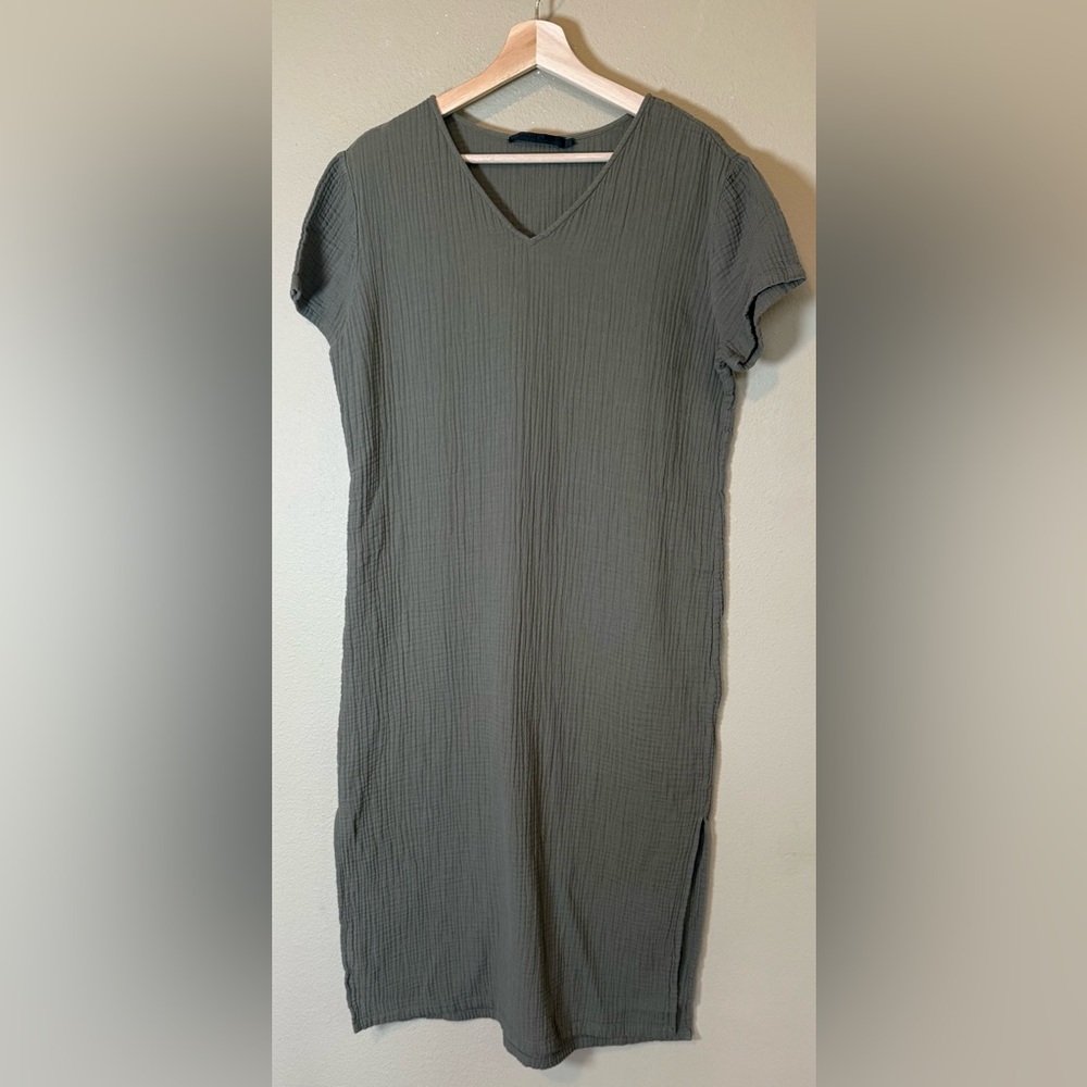 Jenni Kayne Cypress Caftan Dress Sage Green Size Medium 100% Cotton - Picture 2 of 6